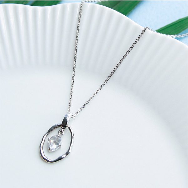 CLUE - White Round Silver Necklace Hot on Sale
