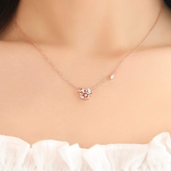 OST - August Birthstone Peridot Clover Birth Flower Necklace Fashion - Image 3
