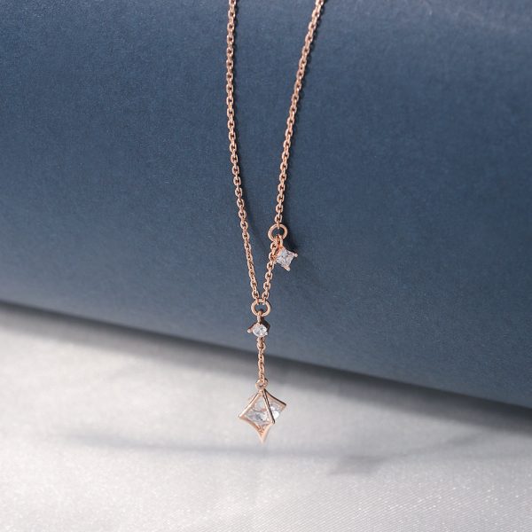 CLUE - Starry Sky Sculpture Moonlight Silver Necklace Cheap - Image 2